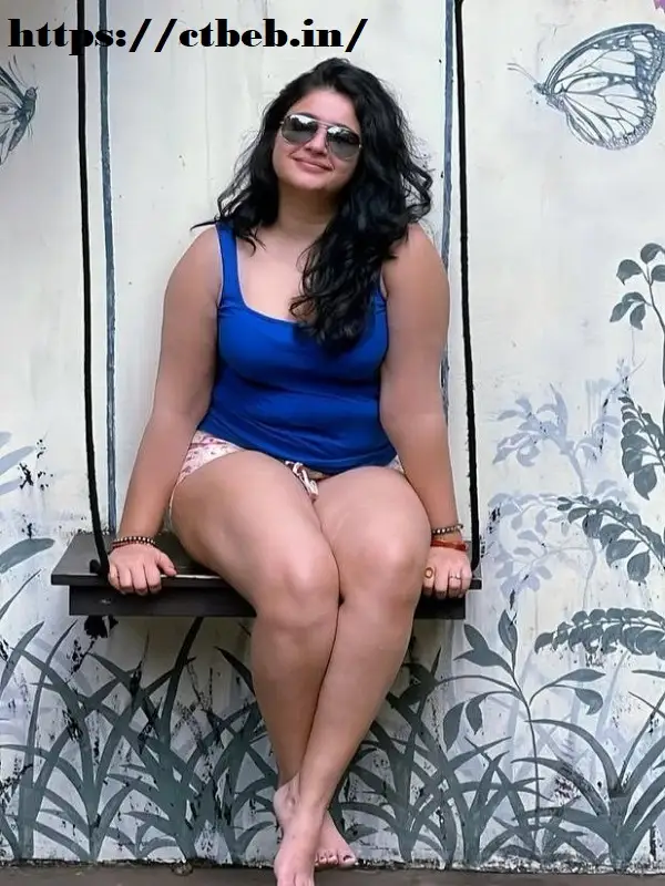 Model escort in Vadodara profile
